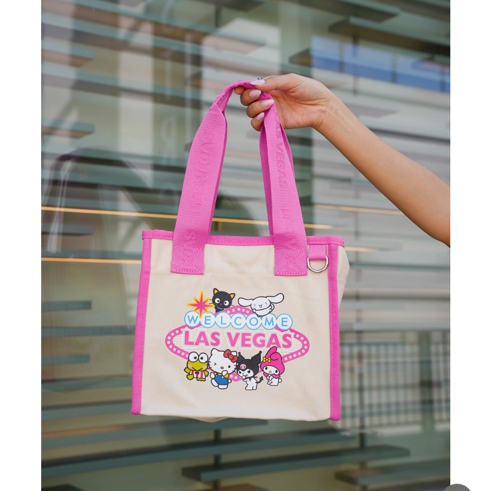 Hello Kitty and Friends Las Vegas Exclusive Limited Edition Mini Tote Bag NEW